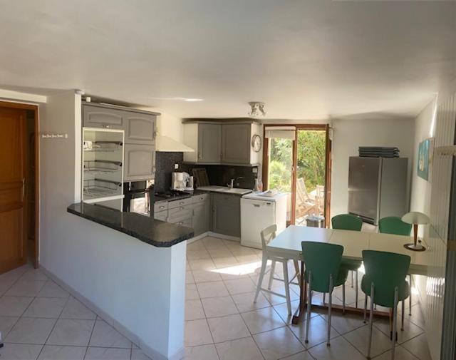 Joli Rez-De-Villa 80 M2 Proche Mer Carqueiranne Eksteriør billede